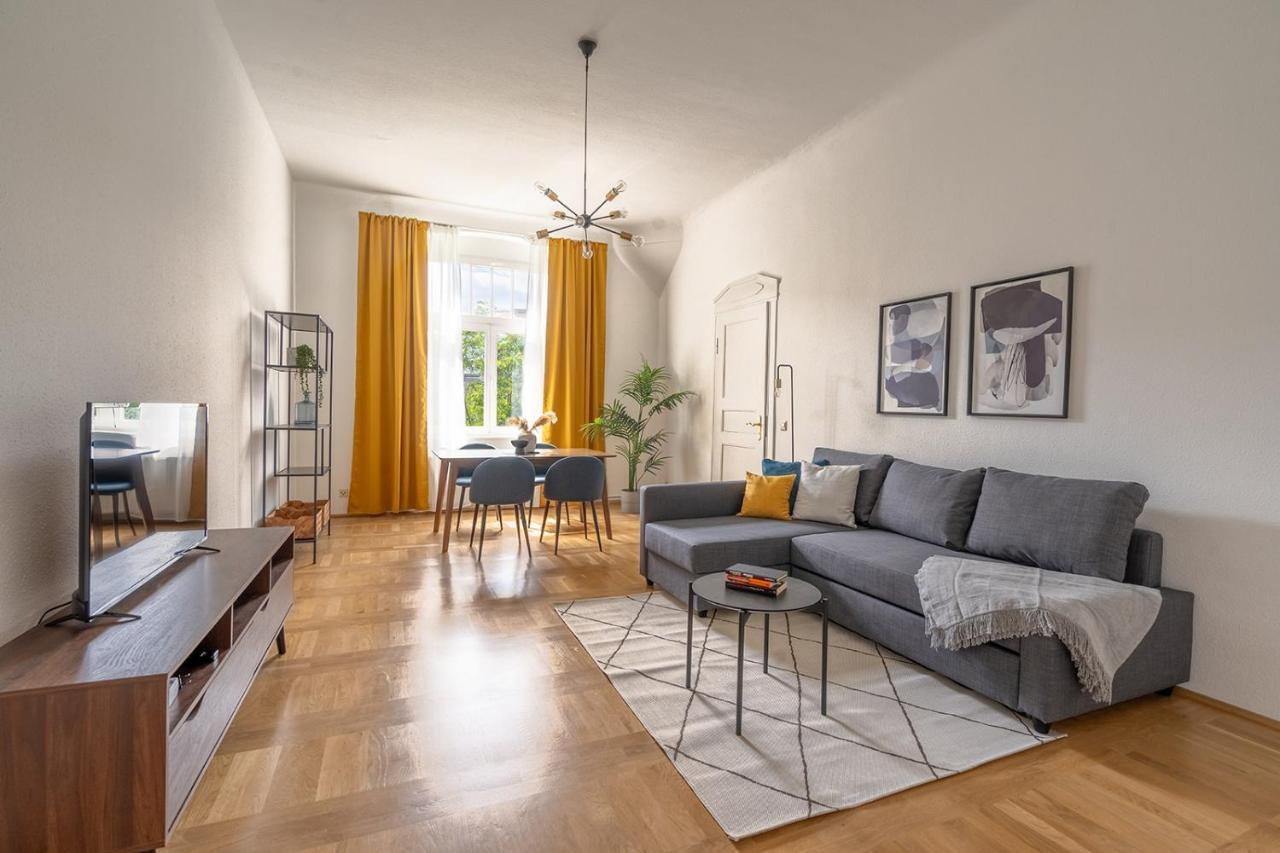Schloss - Apartments An Der Uni - Klinik Дрезден Екстериор снимка